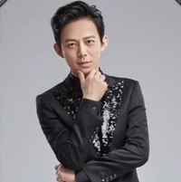 炅炅