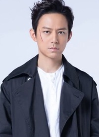 何刀疤