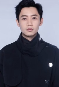 魏高管