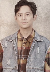 何侦探